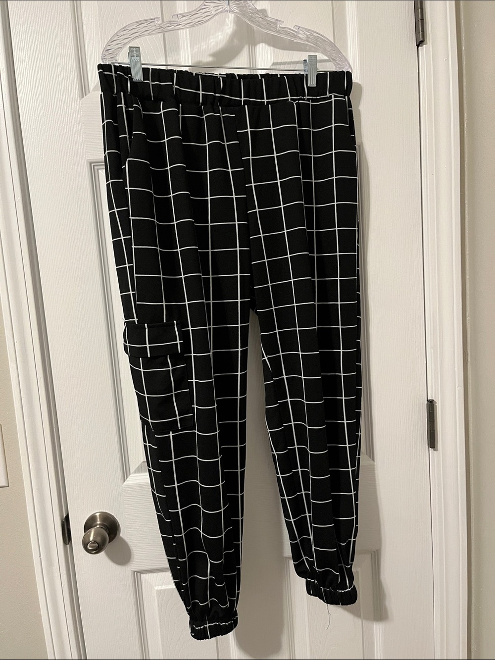 Black Checkered Jogger Pants w front pockets - 2XL
